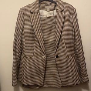 Skirt and blazer set ❗️❗️TAGS STILL ON